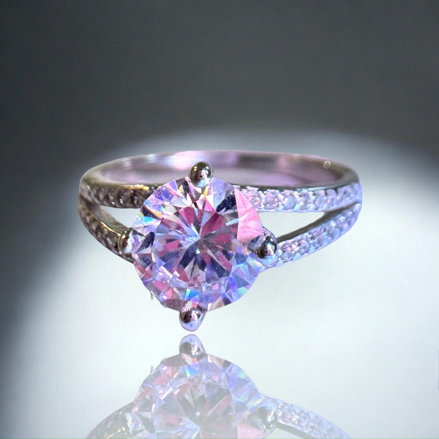 Woman's Ring - Quartz