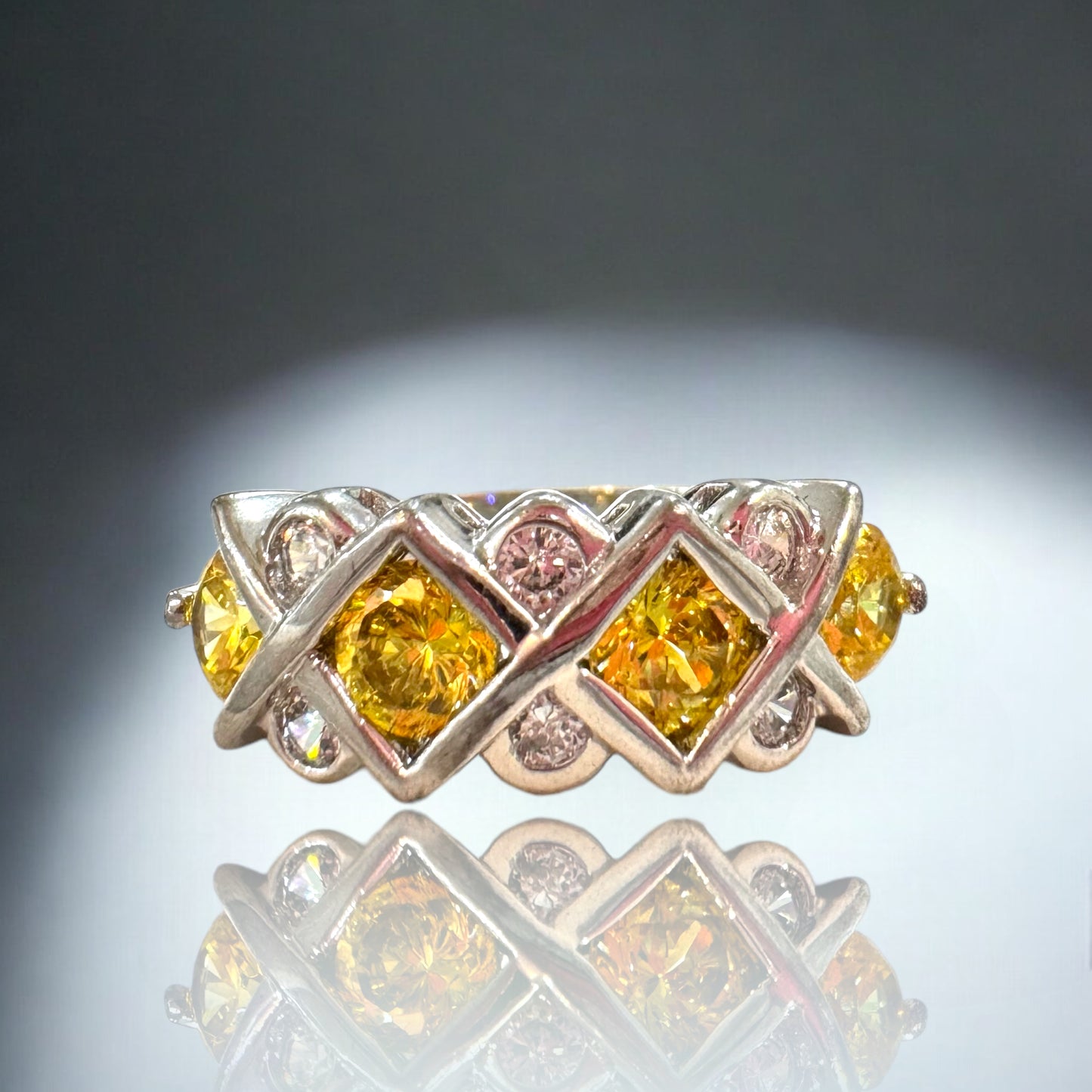 Woman's Ring - Yellow
